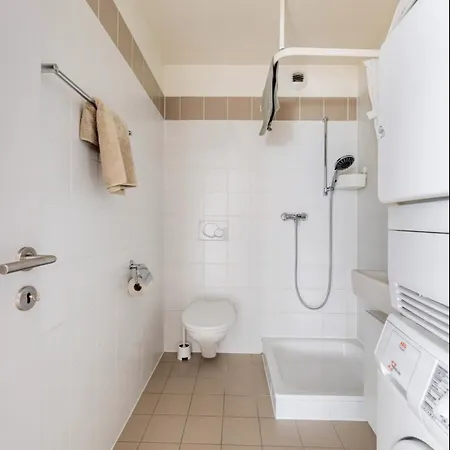 Chambre Salle De Bain Privee Vue Lac Centre Lausanne